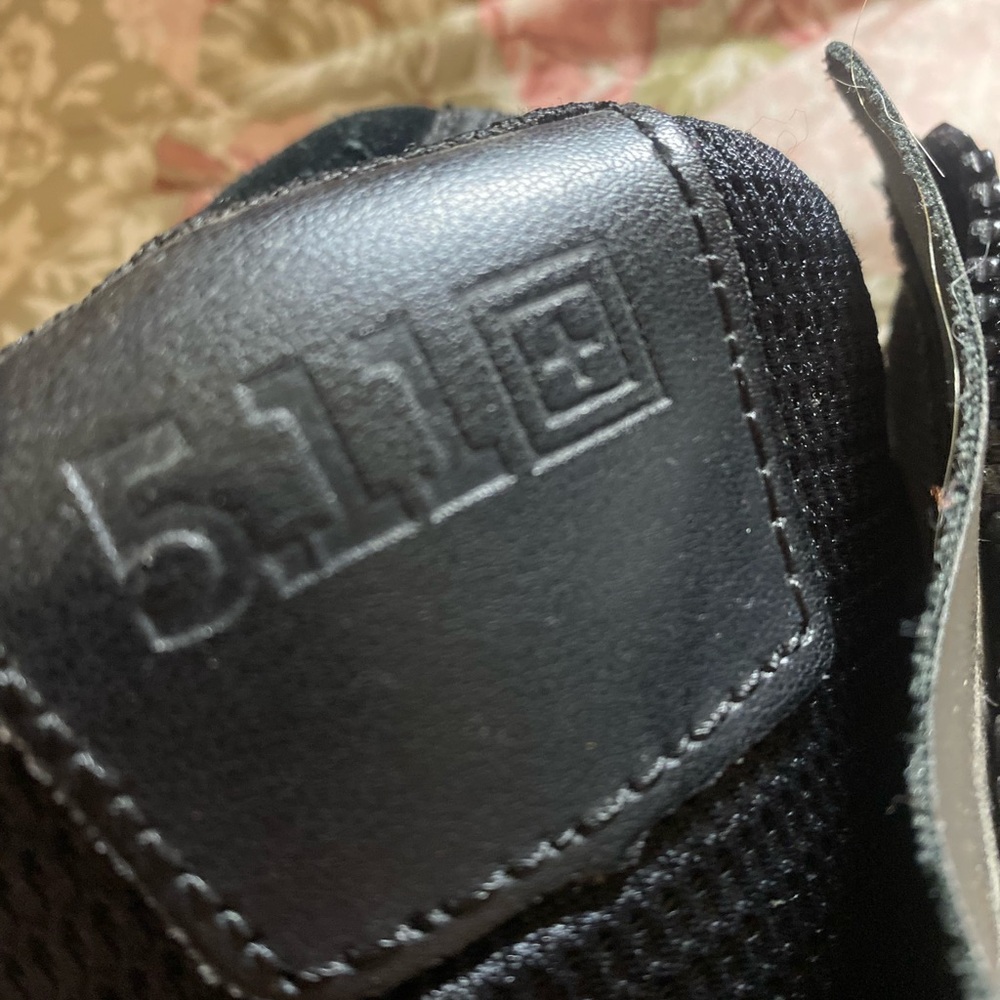 Like new duty boots
